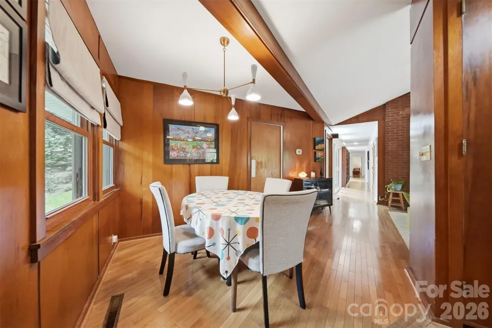 120 Woodland Drive Morganton, NC 28655