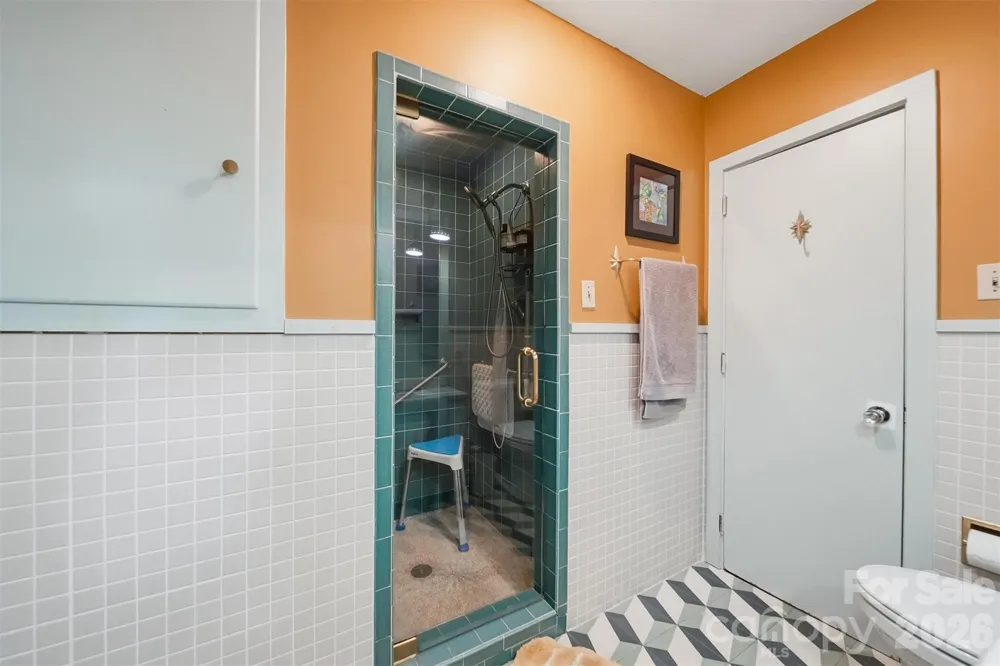 120 Woodland Drive Morganton, NC 28655