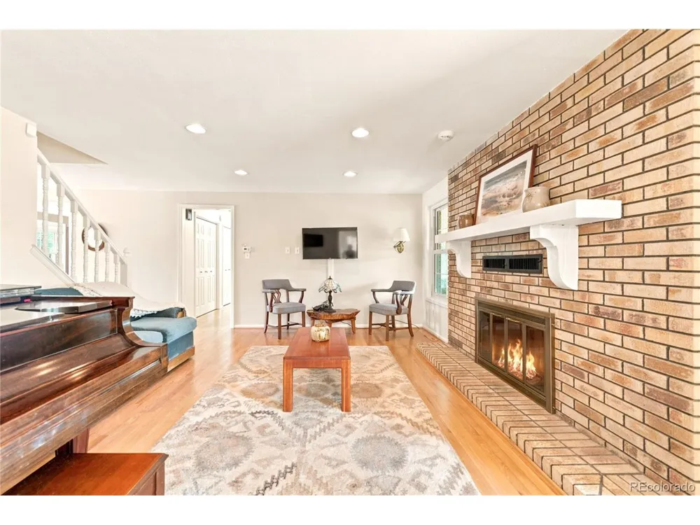 2223 Harvard Court Longmont, CO 80503
