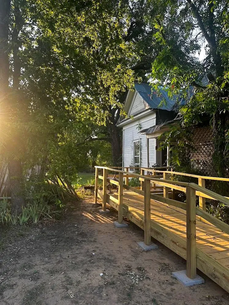 201 E Pecan Street Mingus, TX 76463
