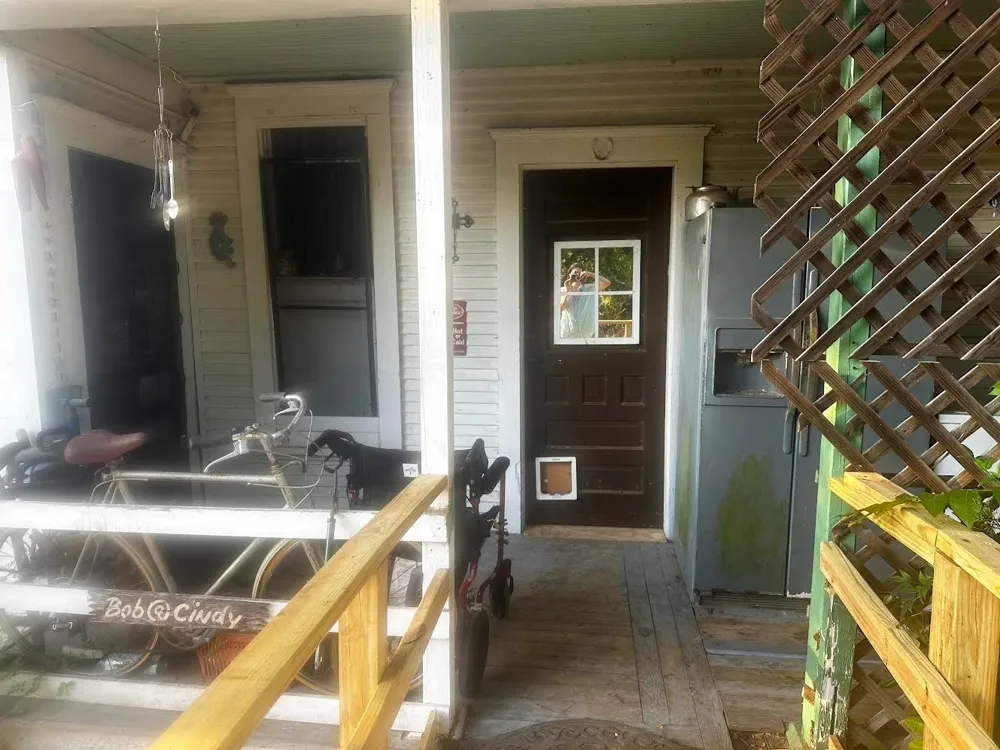 201 E Pecan Street Mingus, TX 76463