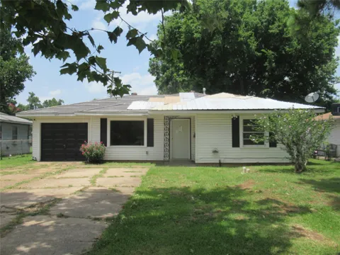 3237 Murphy Street