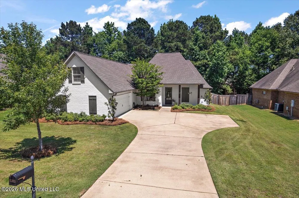 169 Westerly Place Madison, MS 39110