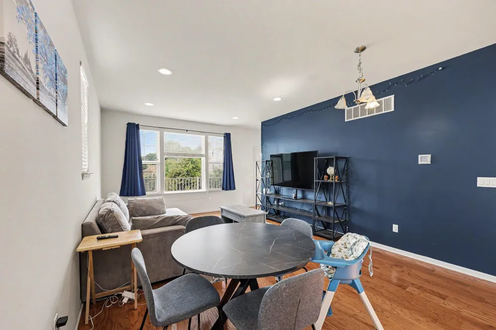 4576 Bradley Circle #25 Troy, MI 48085