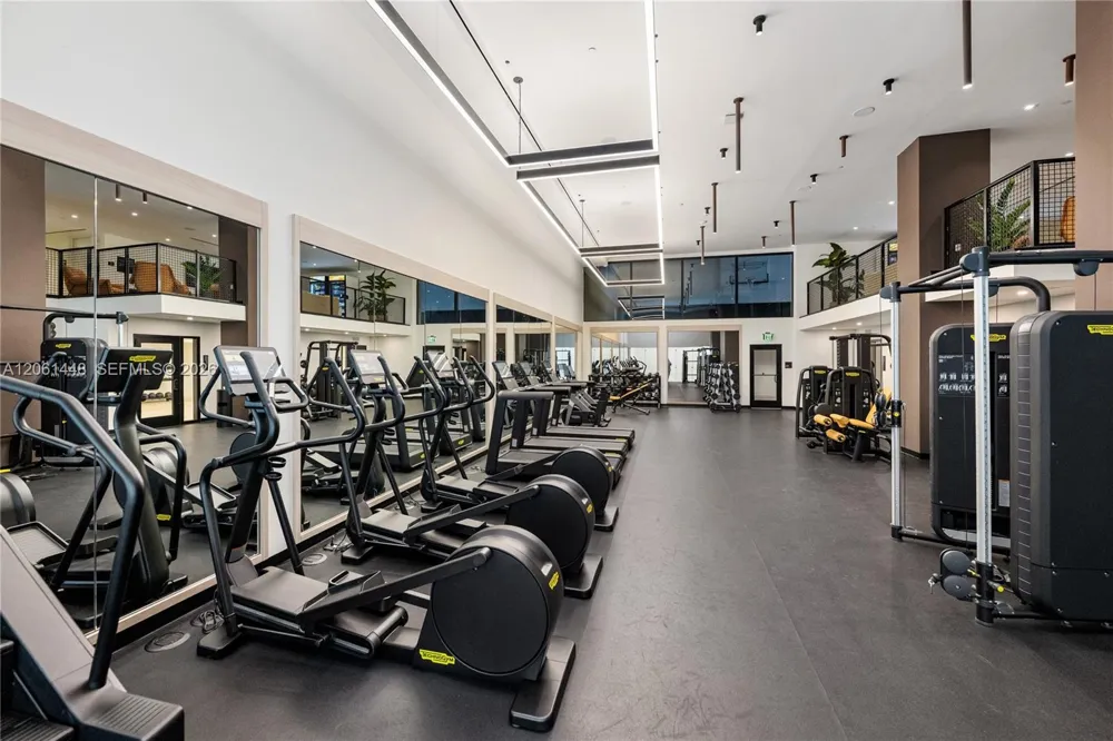225 Miami Ave #1506 Miami, FL 33128