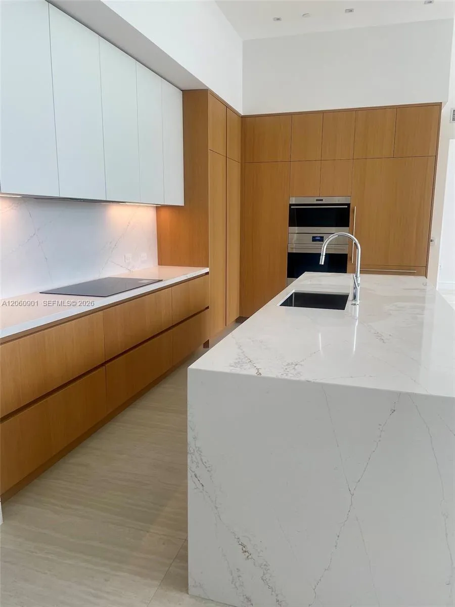 2311 SE 17th St #203 Fort Lauderdale, FL 33316