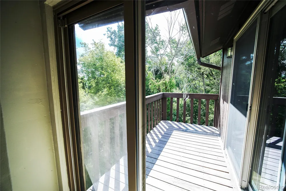 8365 Pontiac Lake Road #12 White Lake Charter Township, MI 48386