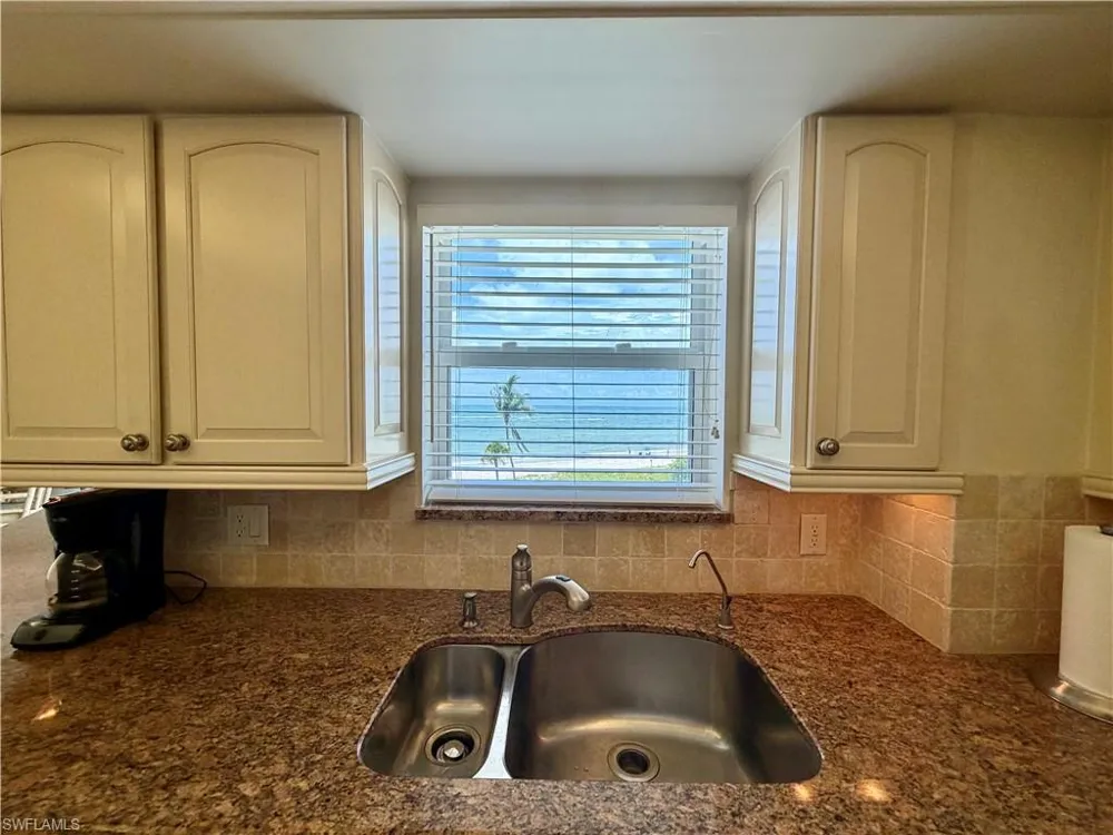 10701 Gulf Shore Drive #401 Naples, FL 34108