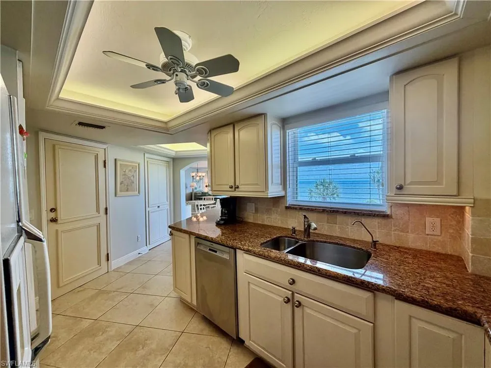 10701 Gulf Shore Drive #401 Naples, FL 34108