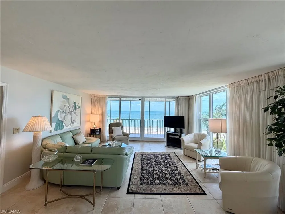 10701 Gulf Shore Drive #401 Naples, FL 34108
