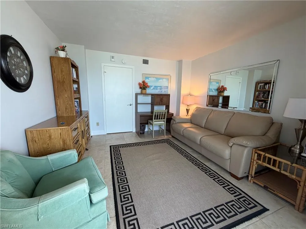 10701 Gulf Shore Drive #401 Naples, FL 34108