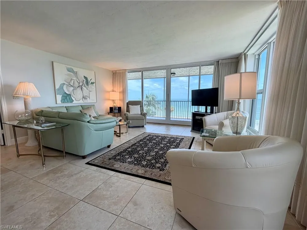 10701 Gulf Shore Drive #401 Naples, FL 34108