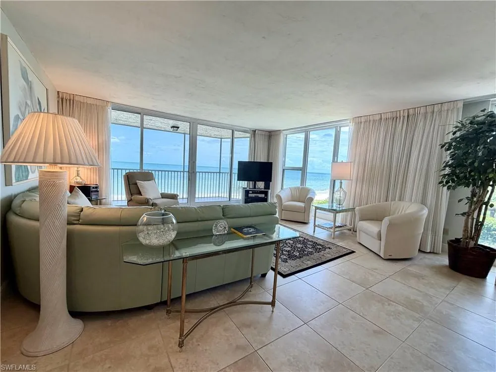 10701 Gulf Shore Drive #401 Naples, FL 34108