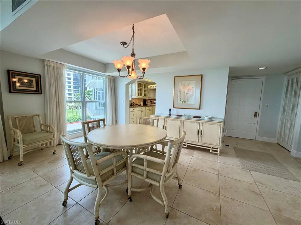 10701 Gulf Shore Drive #401 Naples, FL 34108