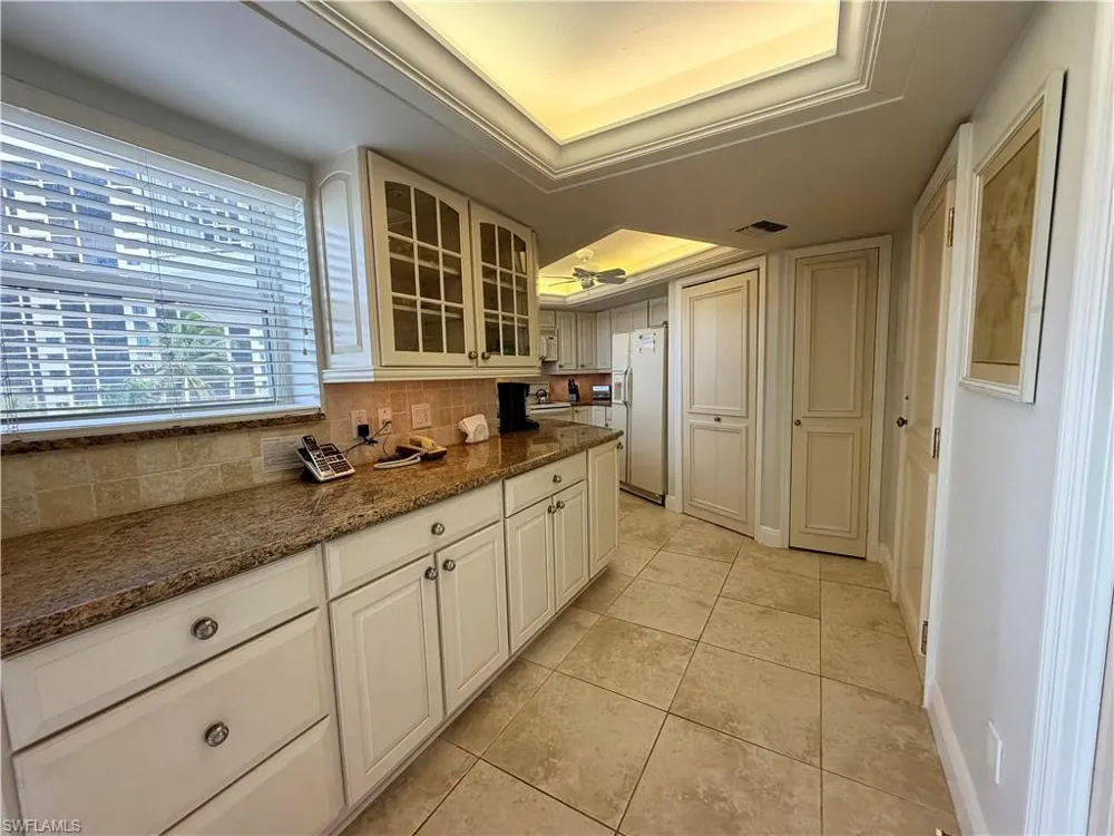 10701 Gulf Shore Drive #401 Naples, FL 34108