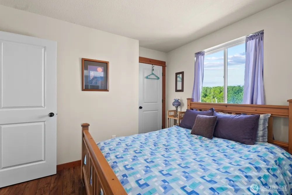 442 Spinnaker Avenue SW Ocean Shores, WA 98569