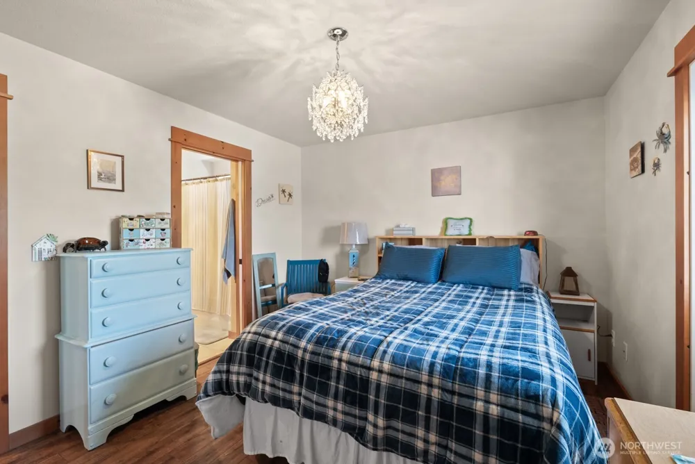 442 Spinnaker Avenue SW Ocean Shores, WA 98569