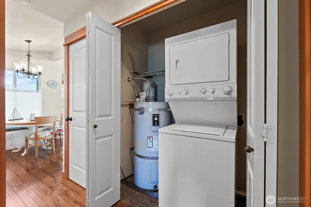 442 Spinnaker Avenue SW Ocean Shores, WA 98569