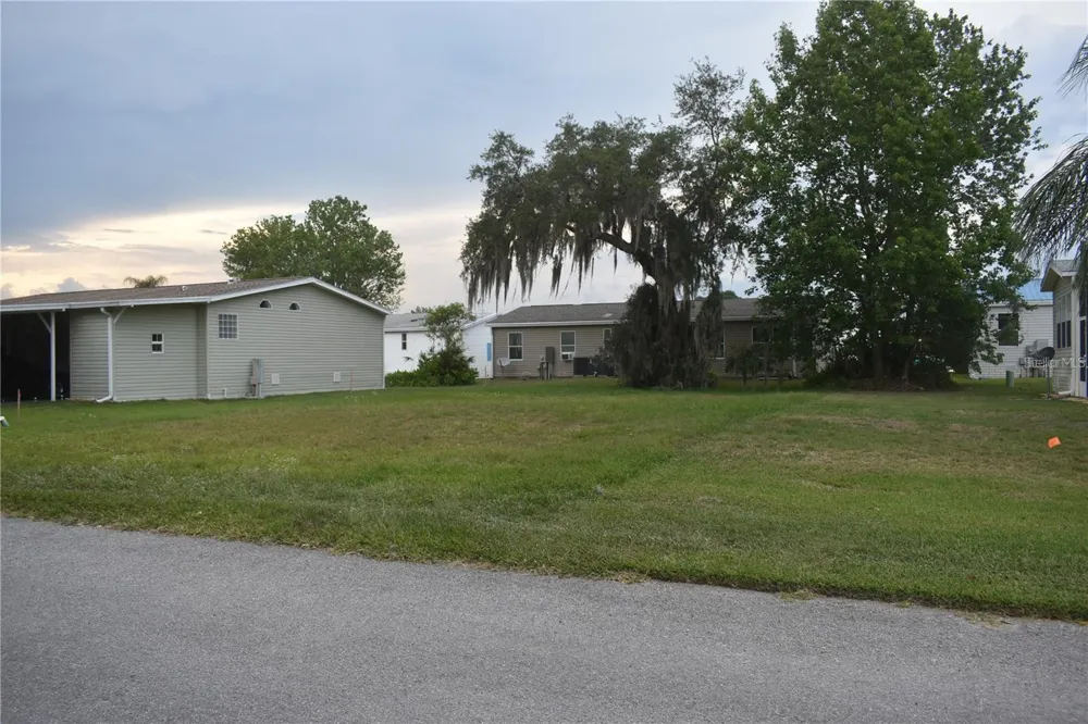 LOT 45 BLK C LEXINGTON- CIRCLE Wildwood, FL 34785