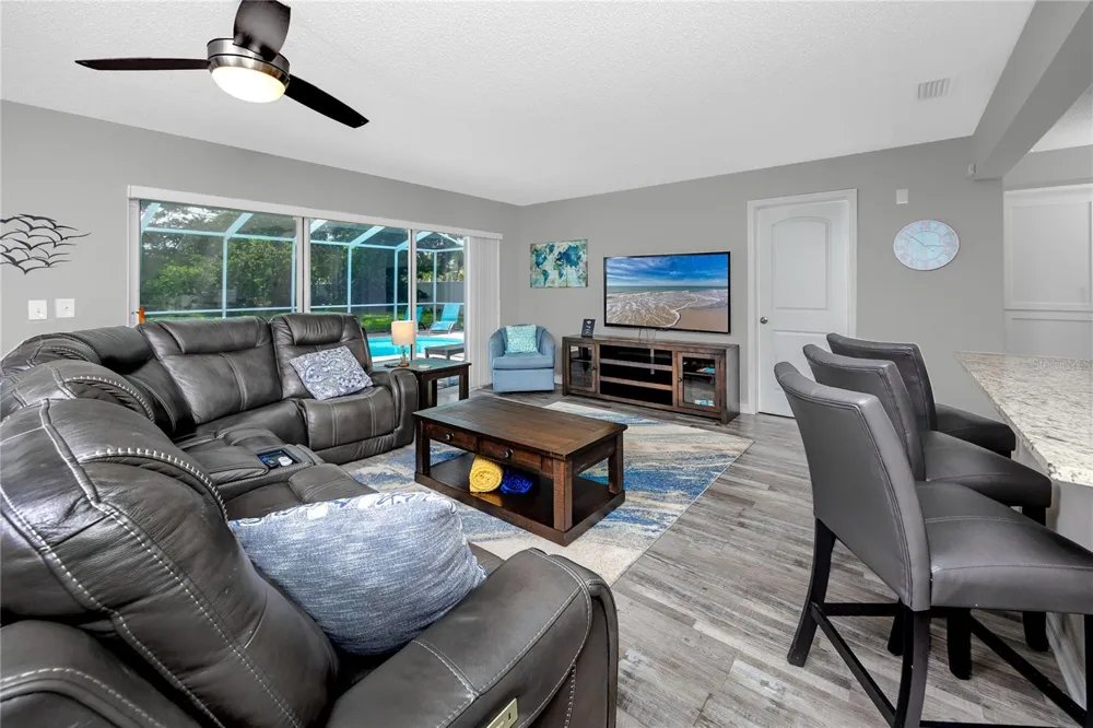 12291 MONARCH CIRCLE Seminole, FL 33772