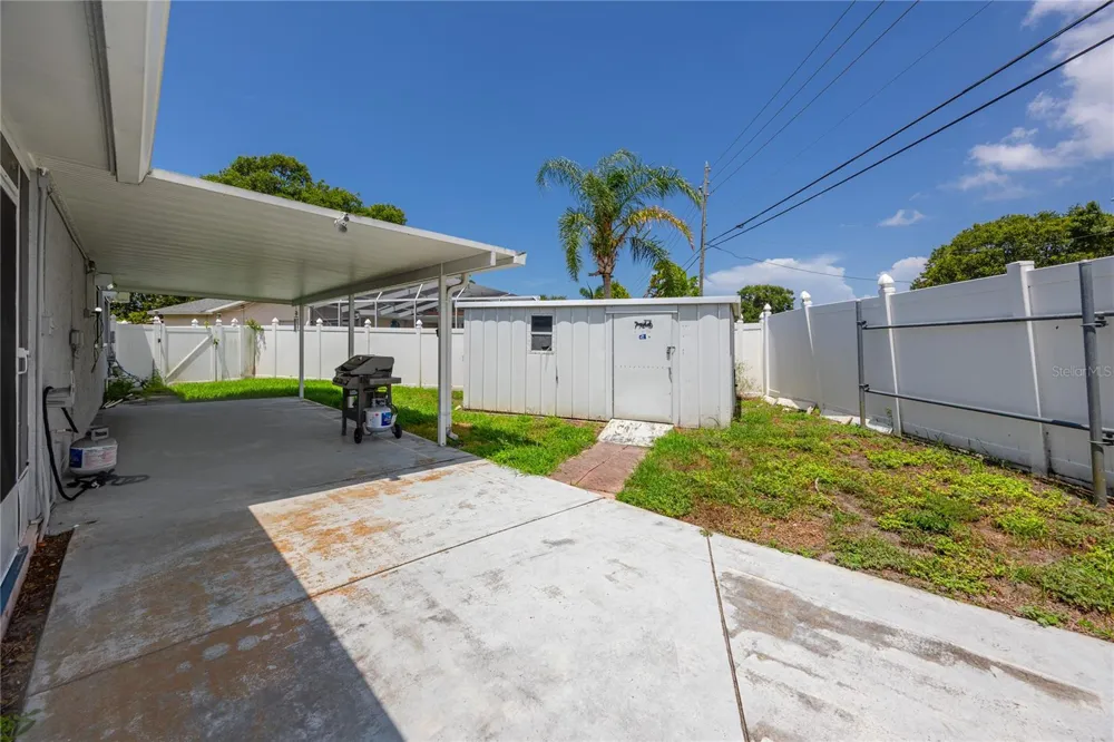 12291 MONARCH CIRCLE Seminole, FL 33772