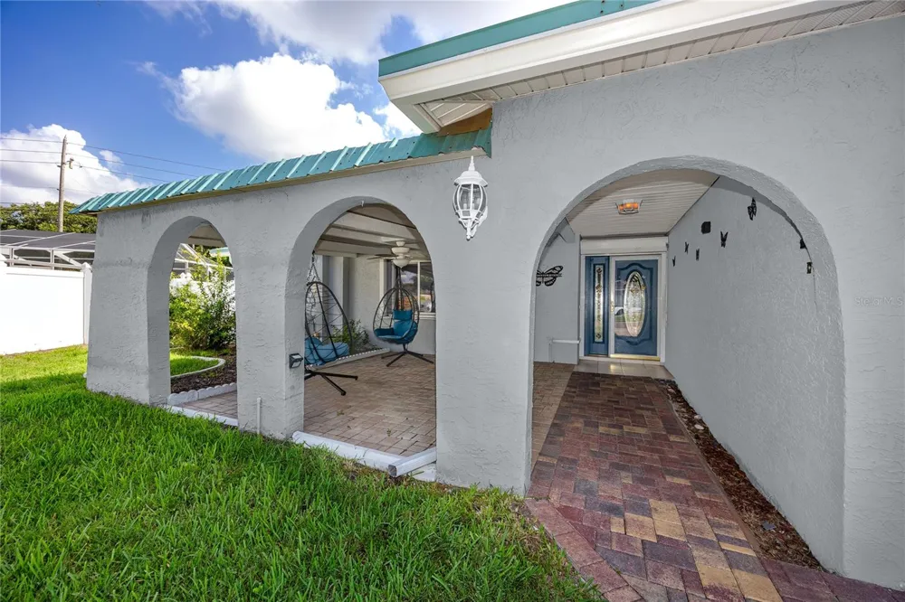12291 MONARCH CIRCLE Seminole, FL 33772