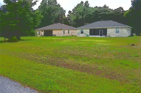 LOT 26 BLK D STRATFORD COURT