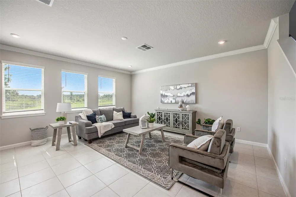 2326 VILLAGE AMBLE LOOP Lutz, FL 33558