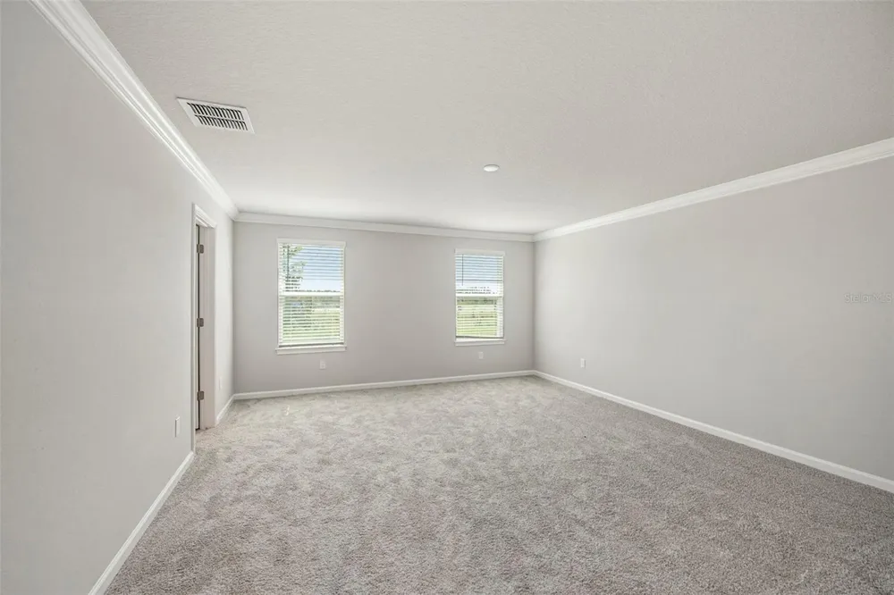 2326 VILLAGE AMBLE LOOP Lutz, FL 33558
