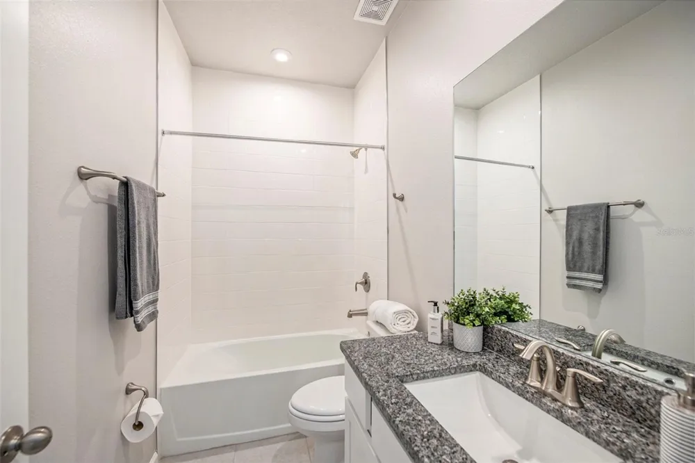 2326 VILLAGE AMBLE LOOP Lutz, FL 33558