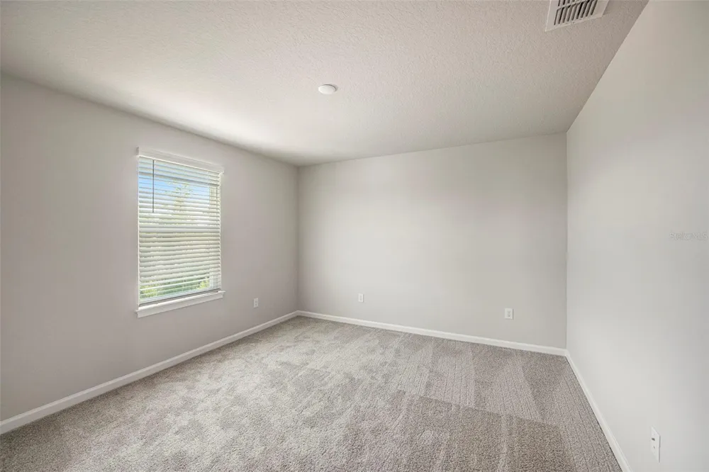 2326 VILLAGE AMBLE LOOP Lutz, FL 33558
