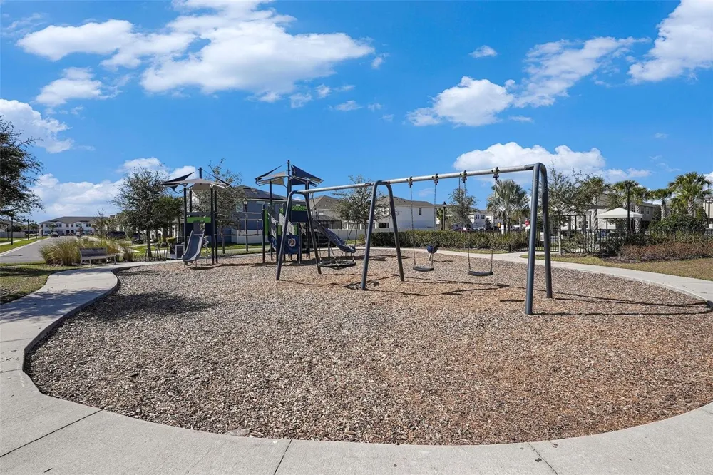 2326 VILLAGE AMBLE LOOP Lutz, FL 33558