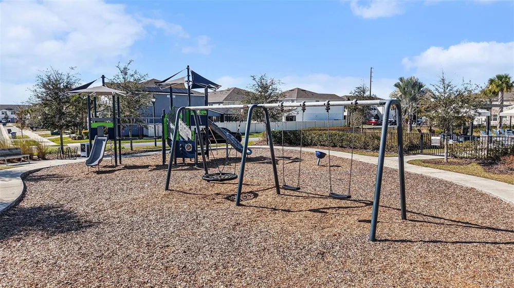 2326 VILLAGE AMBLE LOOP Lutz, FL 33558