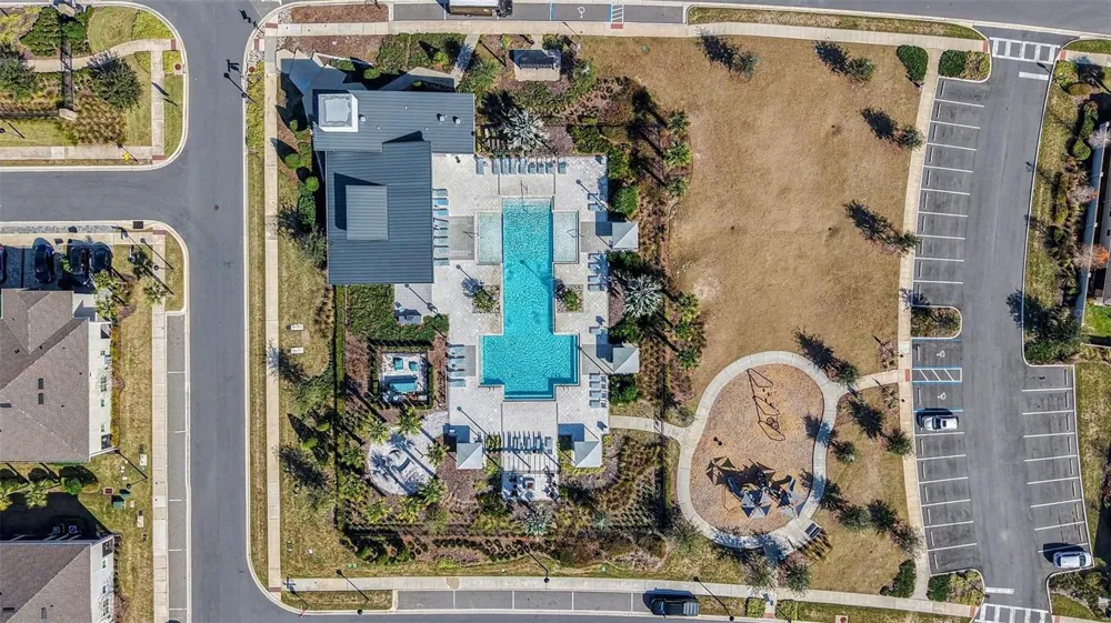 2326 VILLAGE AMBLE LOOP Lutz, FL 33558