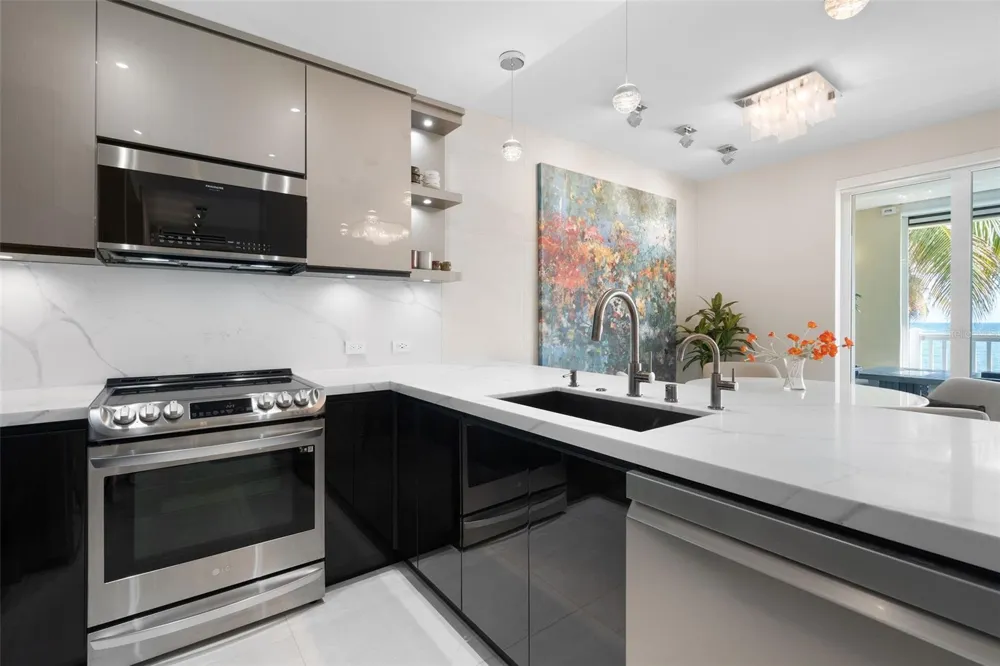 400 OCEAN DRIVE #423 Humacao, PR 00791