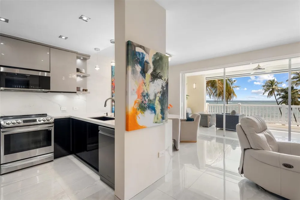 400 OCEAN DRIVE #423 Humacao, PR 00791