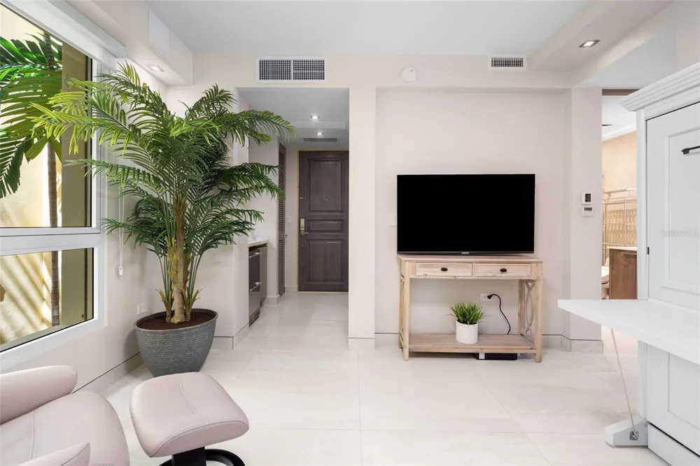 400 OCEAN DRIVE #423 Humacao, PR 00791