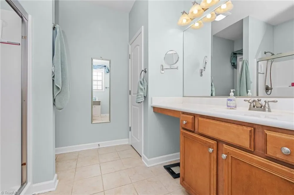 5733 Woodside Forest Trail Lewisville, NC 27023