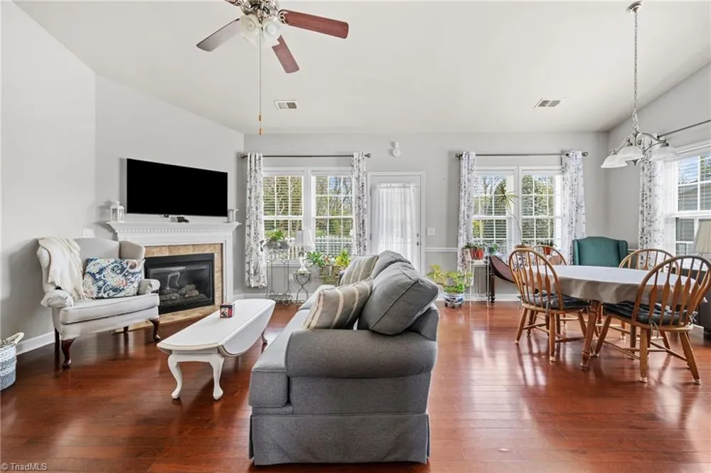5733 Woodside Forest Trail Lewisville, NC 27023