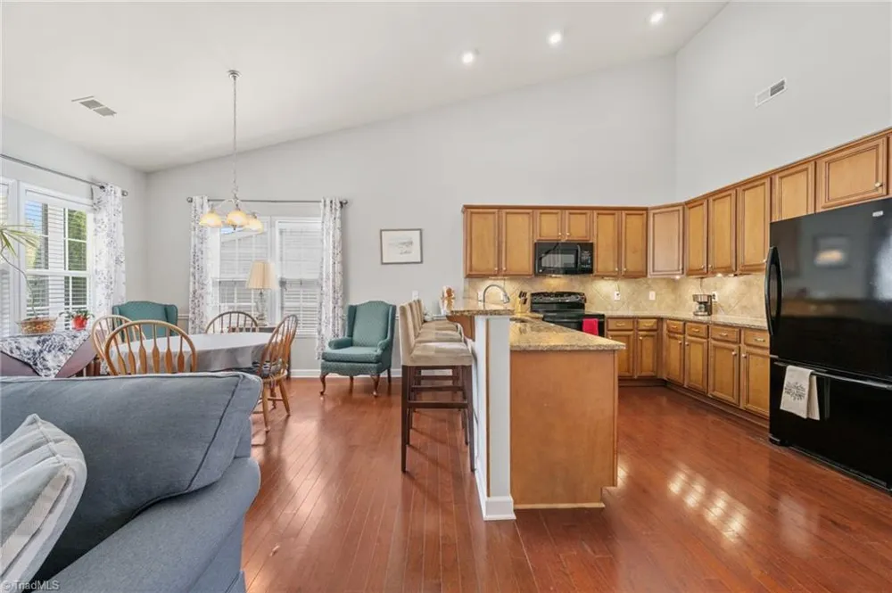 5733 Woodside Forest Trail Lewisville, NC 27023