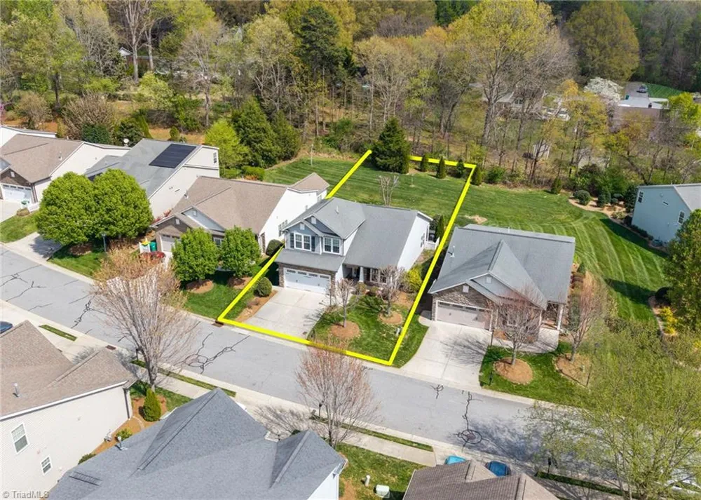 5733 Woodside Forest Trail Lewisville, NC 27023