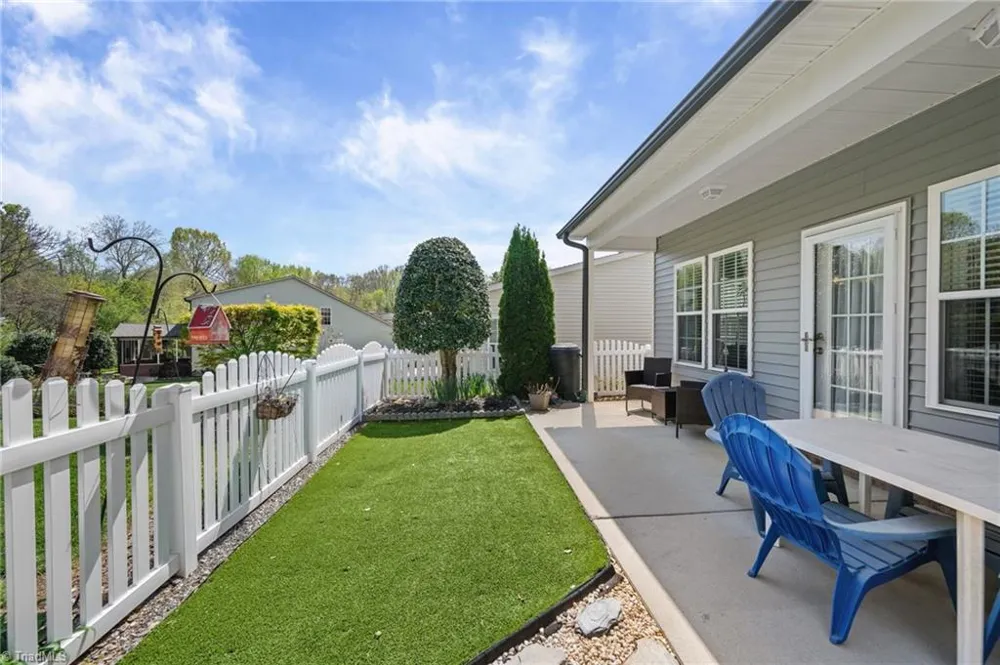 5733 Woodside Forest Trail Lewisville, NC 27023