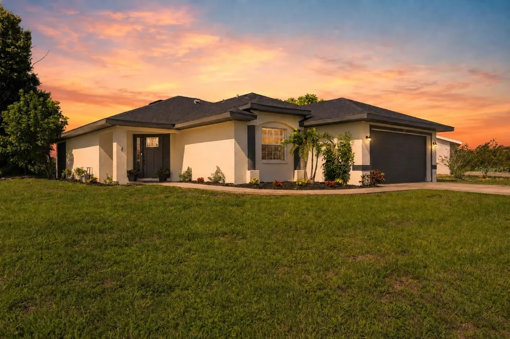 23 BUNKER PLACE Rotonda West, FL 33947