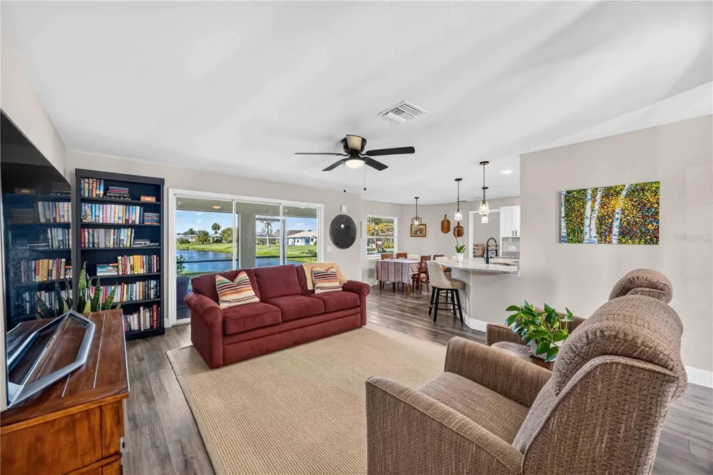 23 BUNKER PLACE Rotonda West, FL 33947