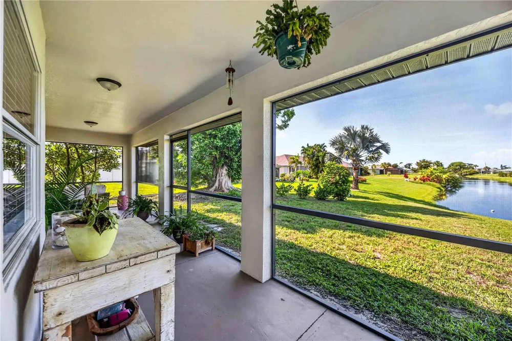 23 BUNKER PLACE Rotonda West, FL 33947