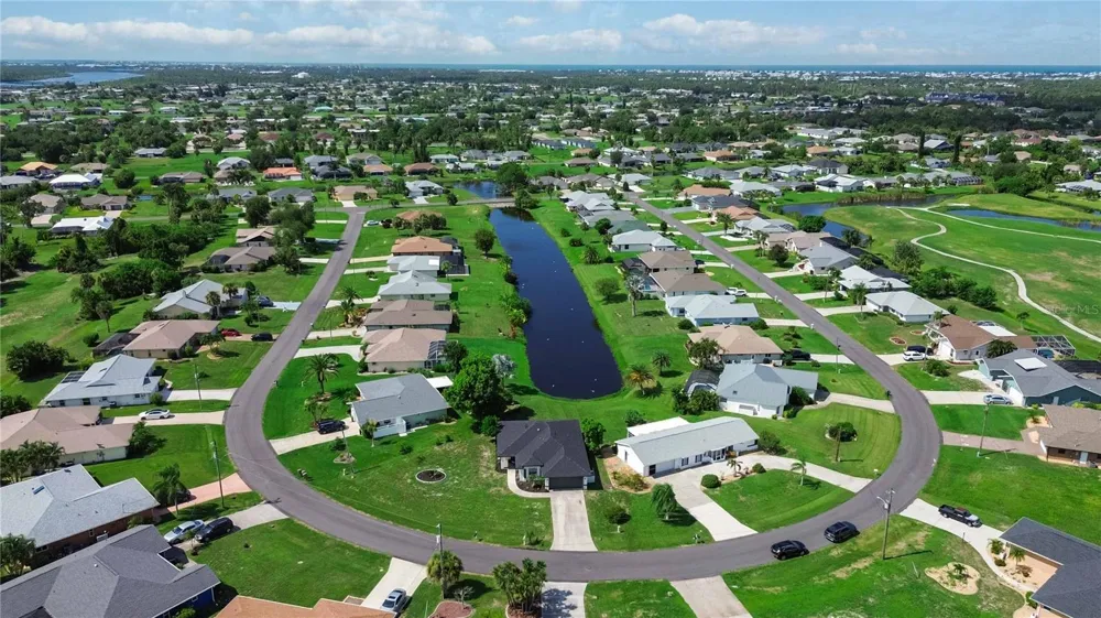 23 BUNKER PLACE Rotonda West, FL 33947