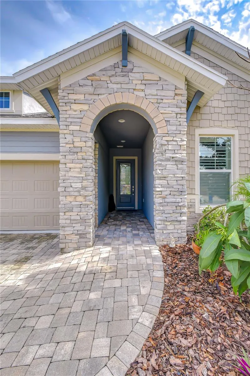 14014 SWALLOW HILL DRIVE Lithia, FL 33547