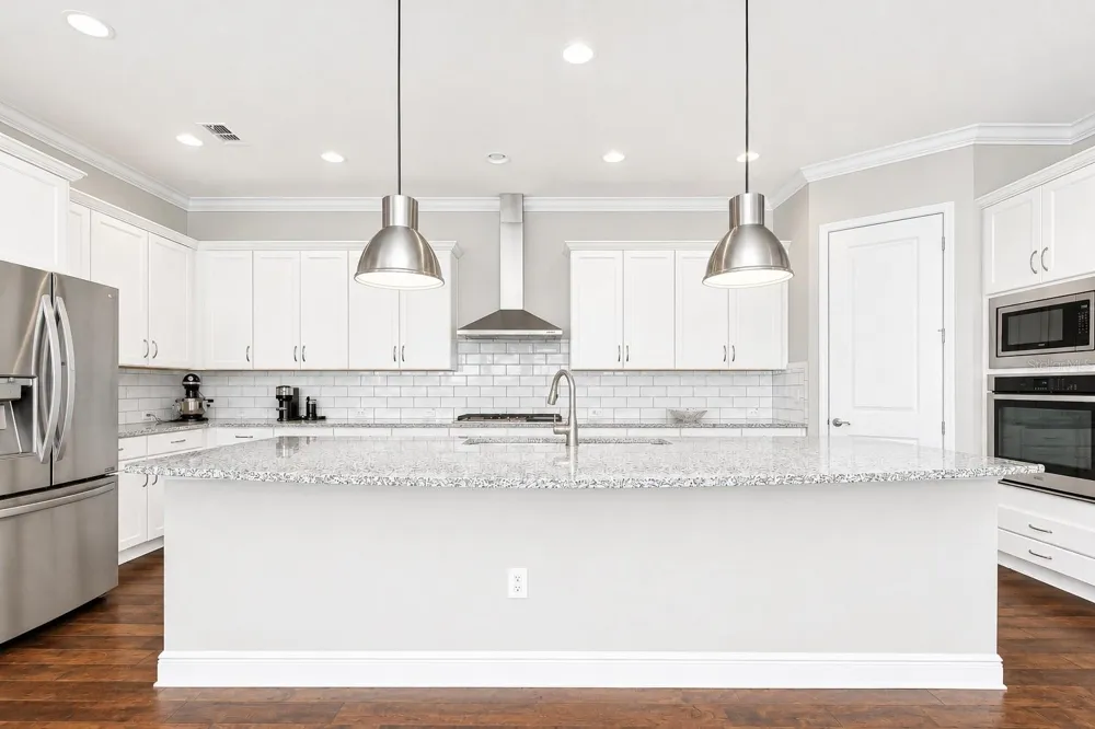 14014 SWALLOW HILL DRIVE Lithia, FL 33547