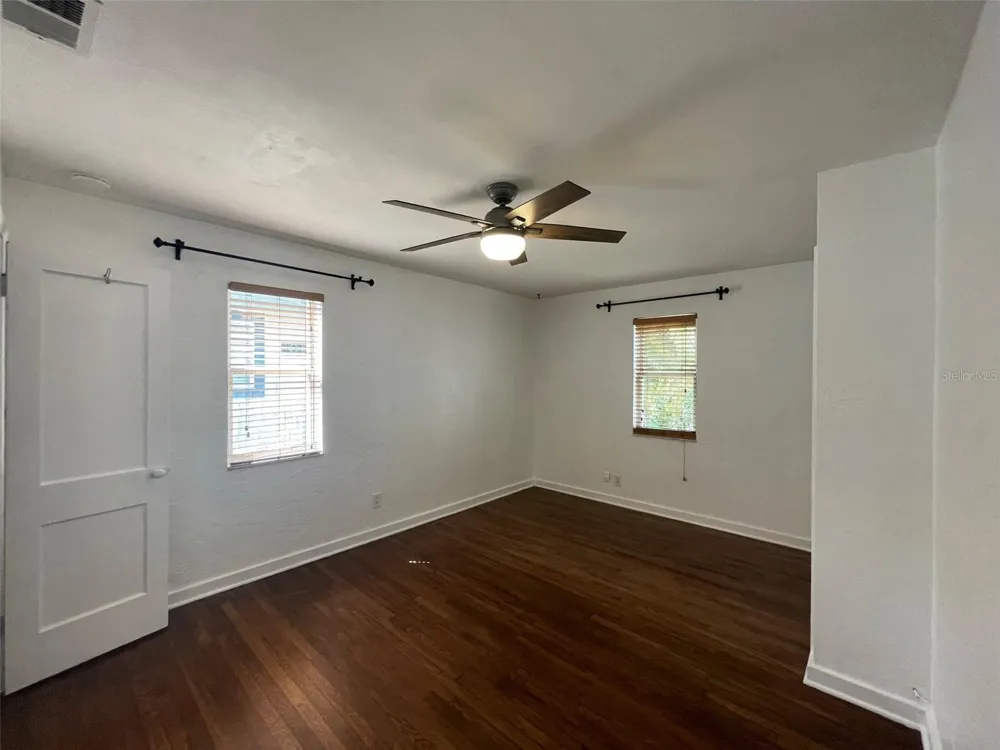 4221 BURLINGTON AVENUE St Petersburg, FL 33713