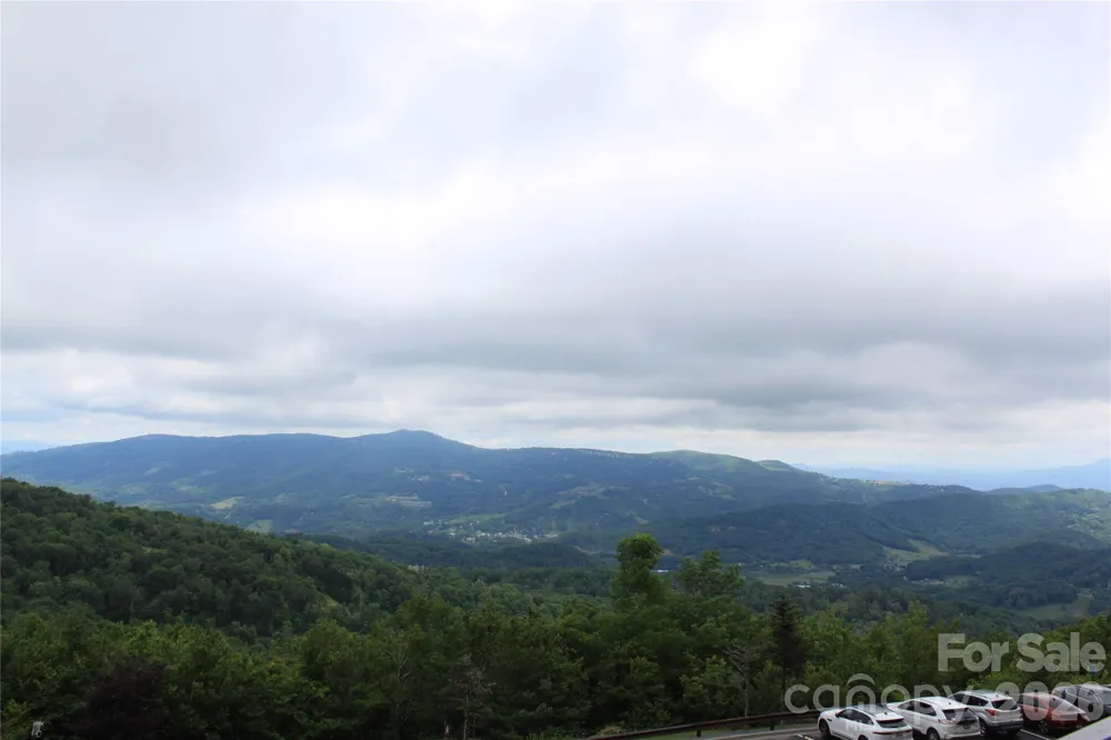 303 Sugar Top Drive #2221 Banner Elk, NC 28604